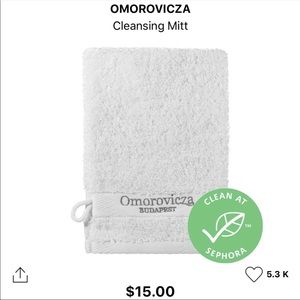 Omorovicza Budapest Face Cleansing Mitt
